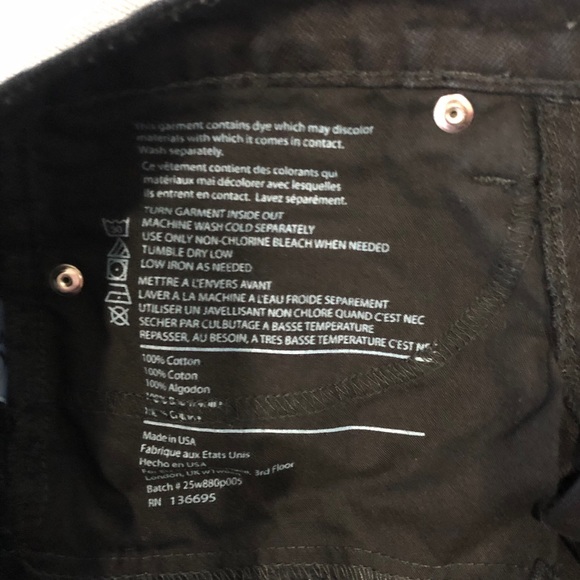 🌟 !HOST PICK!🌟 BDG ripped high rise cigarette ankle jeans - Picture 8 of 8